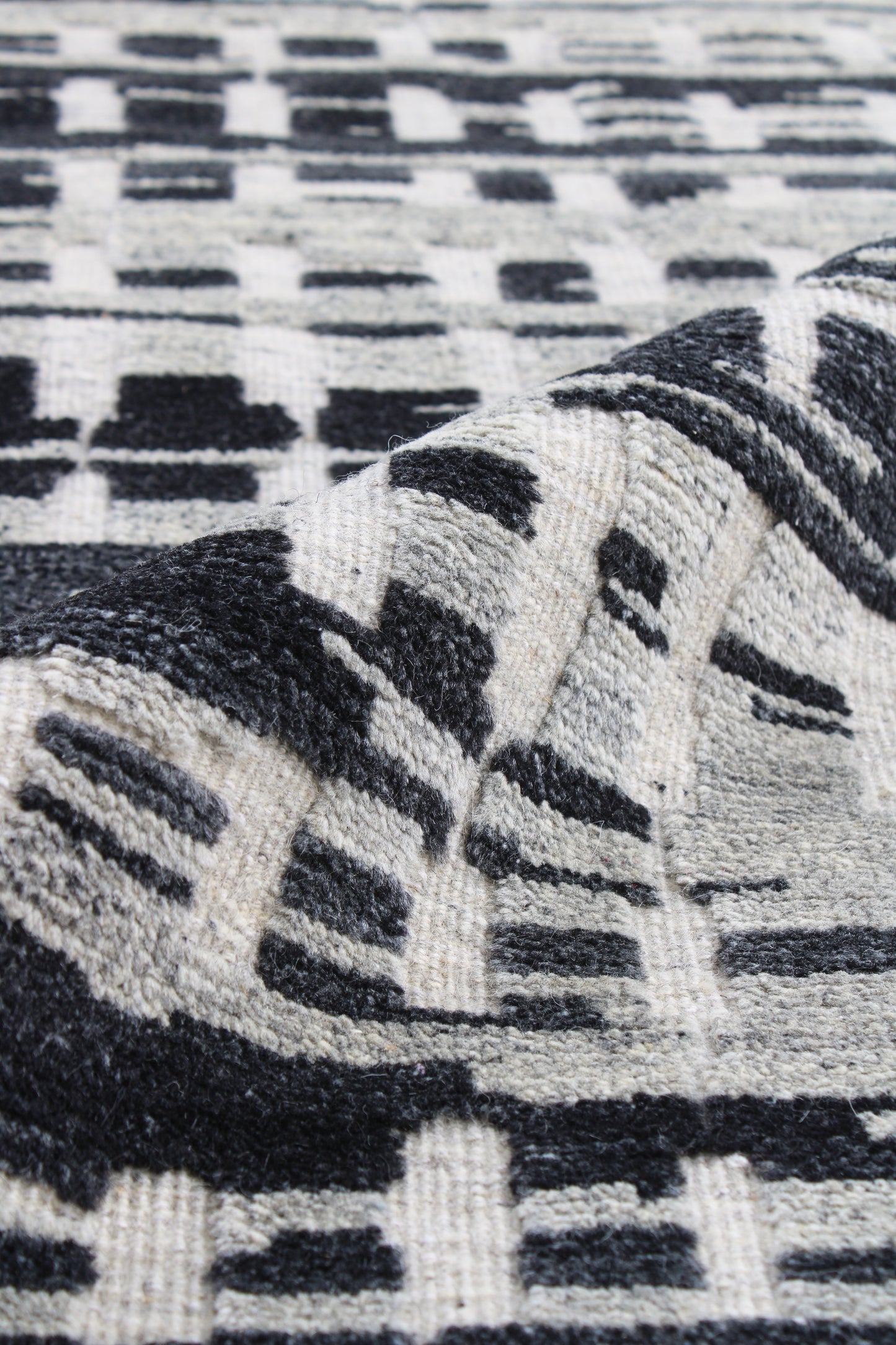 Finite Mosaics, Temporal Rift Area Rug, Ivory & Black