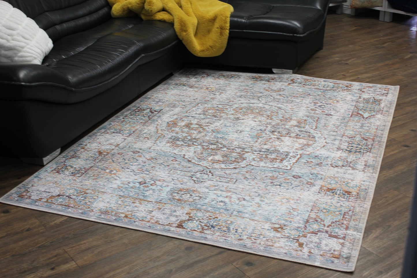 Elevate Persianesque II Area Rug, Multicolor
