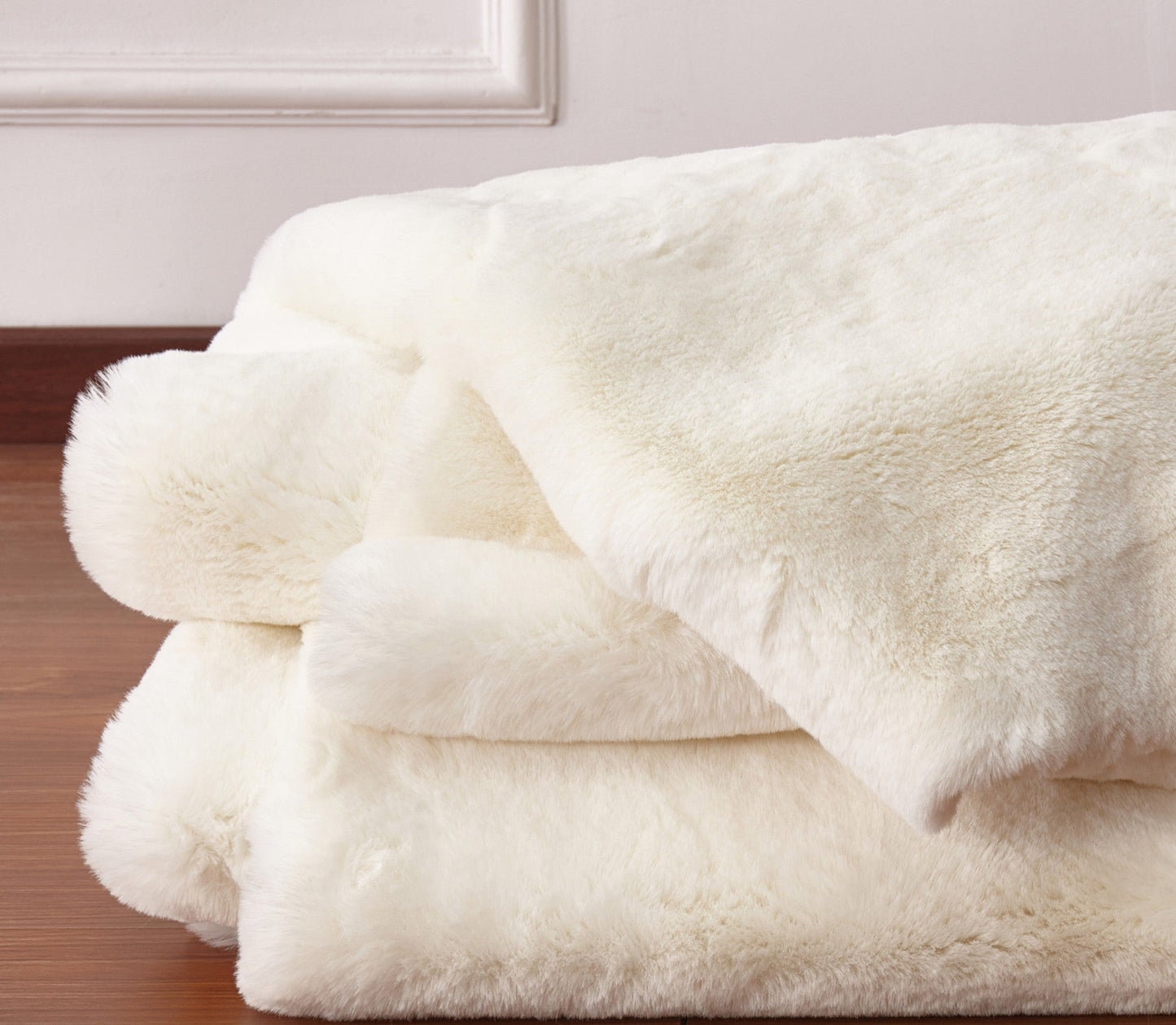 Modern Soft Luxury Chinchilla Feel Faux Fur Area Rug by Rug Factory Plus - Rug Factory Plus