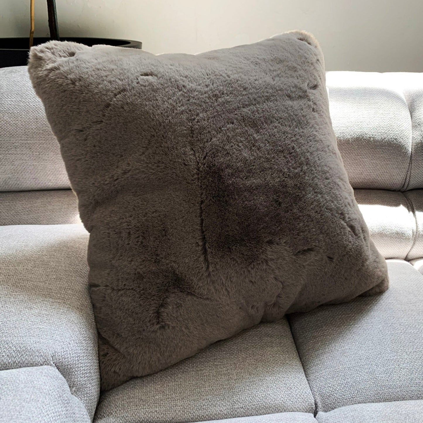 Modern Soft Luxury Chinchilla Feel Faux Fur Pillow by Rug Factory Plus - Rug Factory Plus