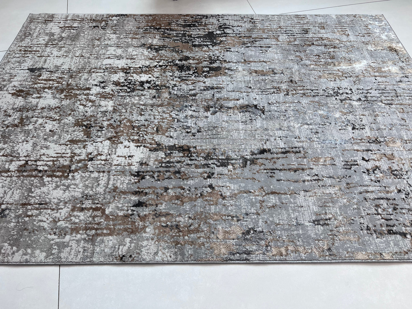 Devo Celestial Whispers Area Rug, Platinum & Gray
