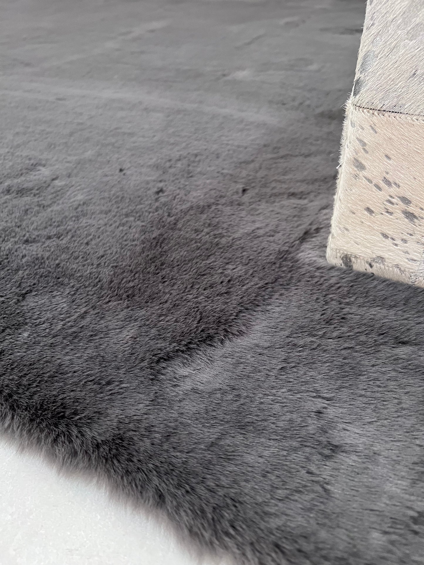Bella Luxury Faux Fur Area Rug, Assorted Colors