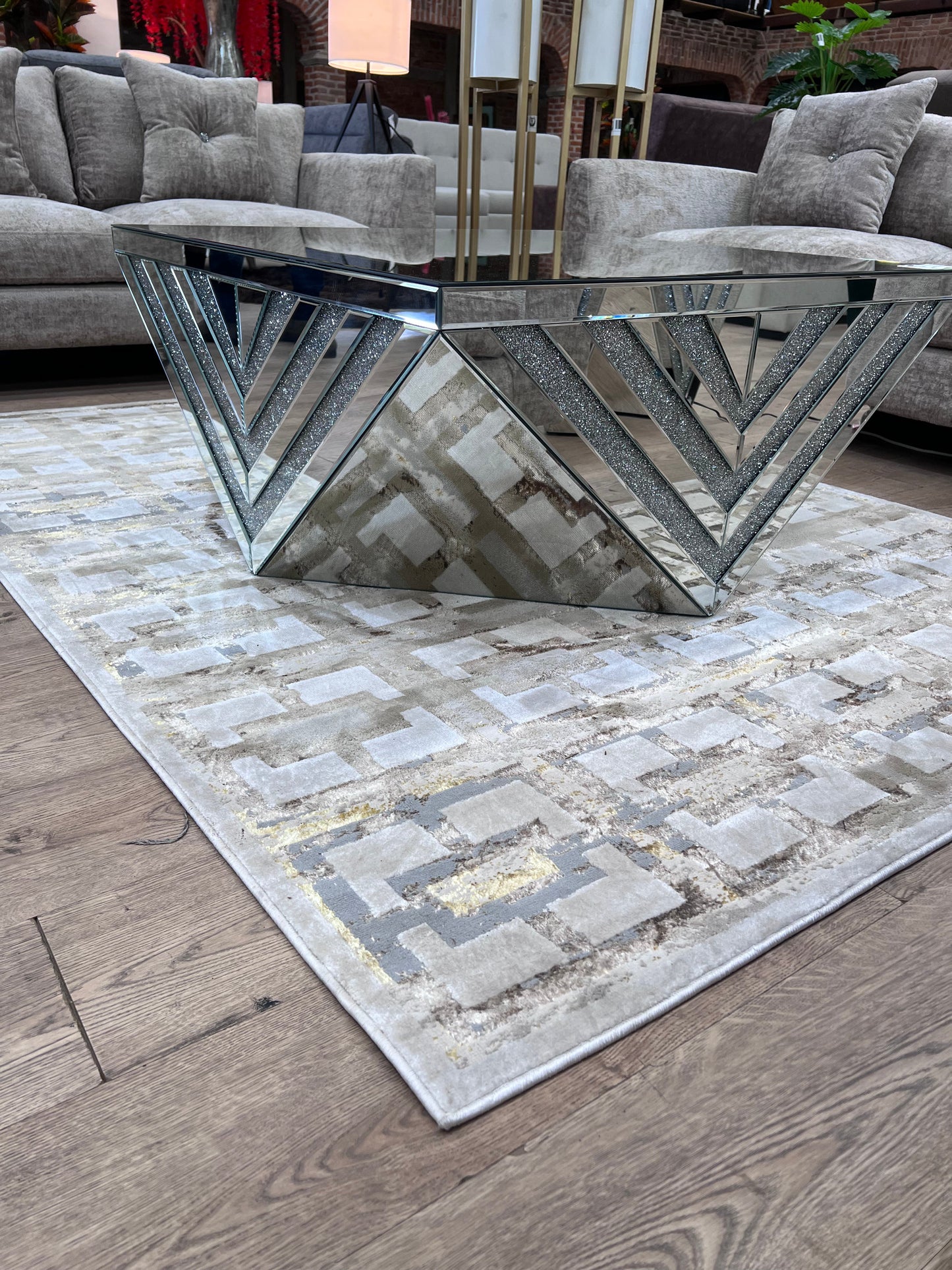Maximus Fortress Indoor | Outdoor Area Rug, Beige & Gold