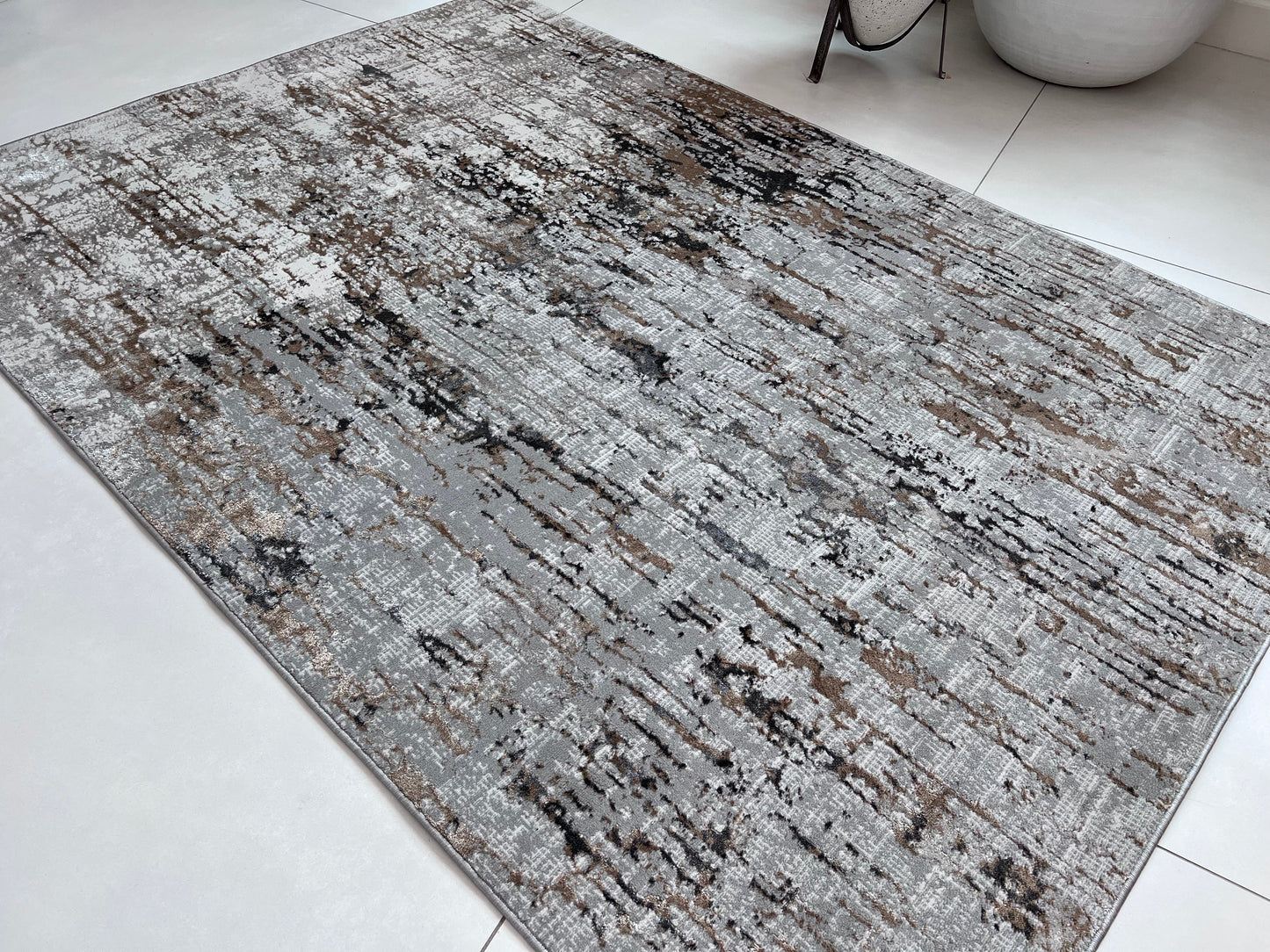 Devo Celestial Whispers Area Rug, Platinum & Gray