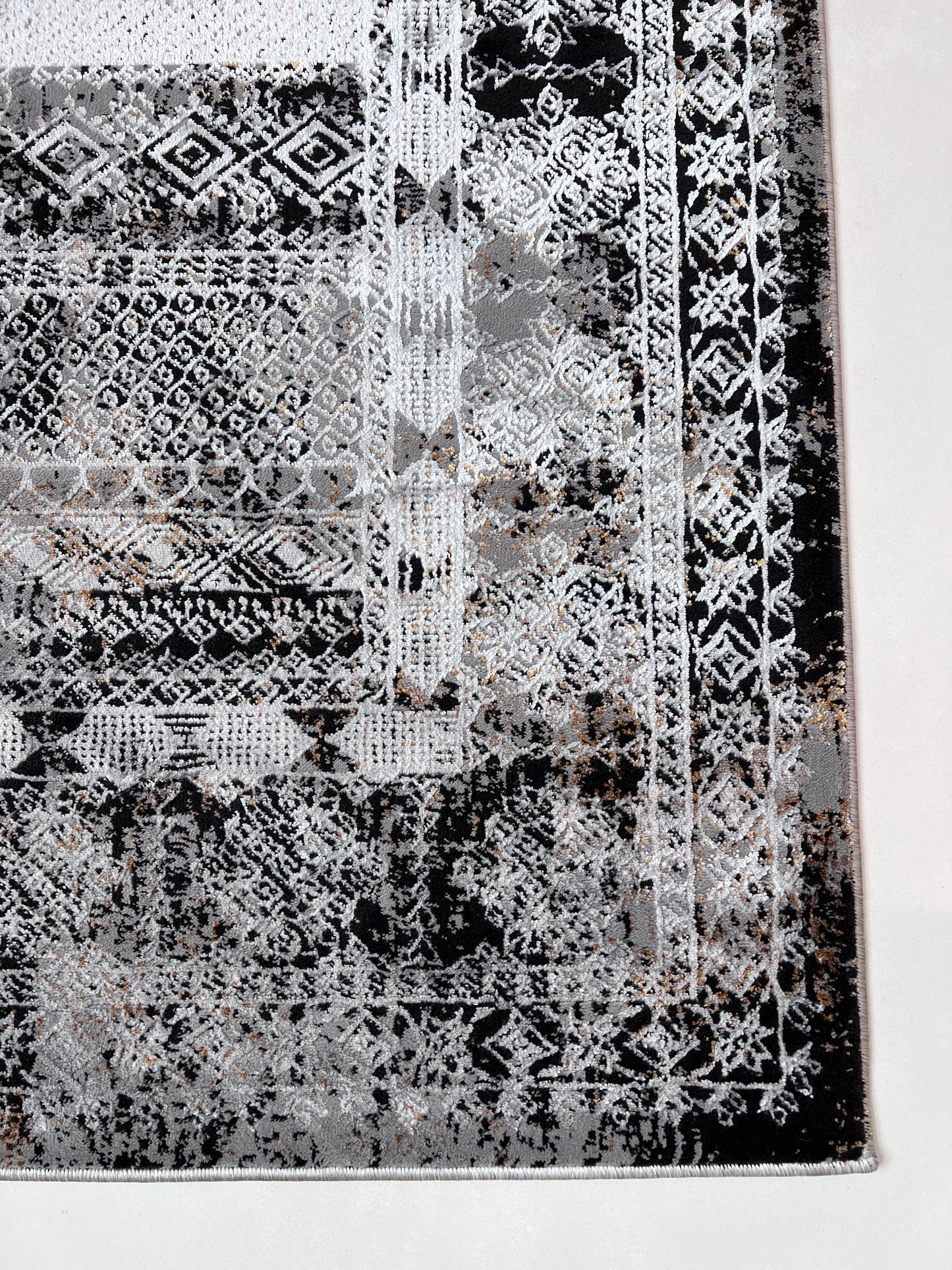 Devo Sacred Temple Area Rug, Platinum & Gray