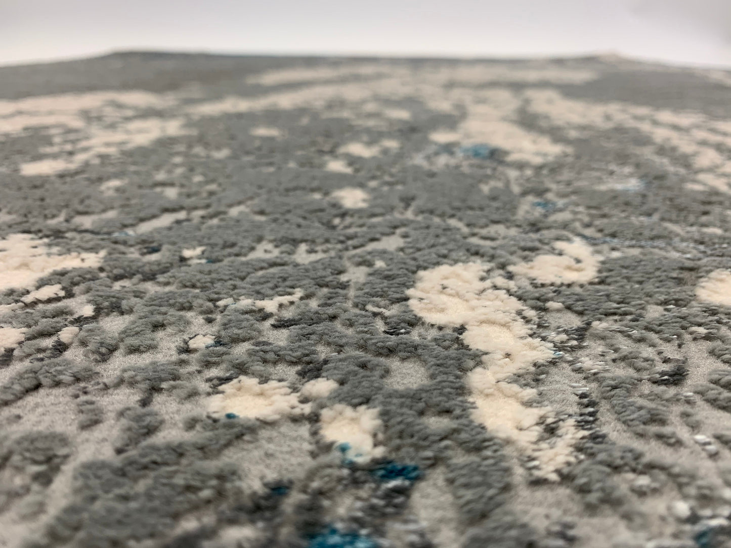 Maximus Ebb and Flow Indoor | Outdoor Area Rug, Blue & Platinum