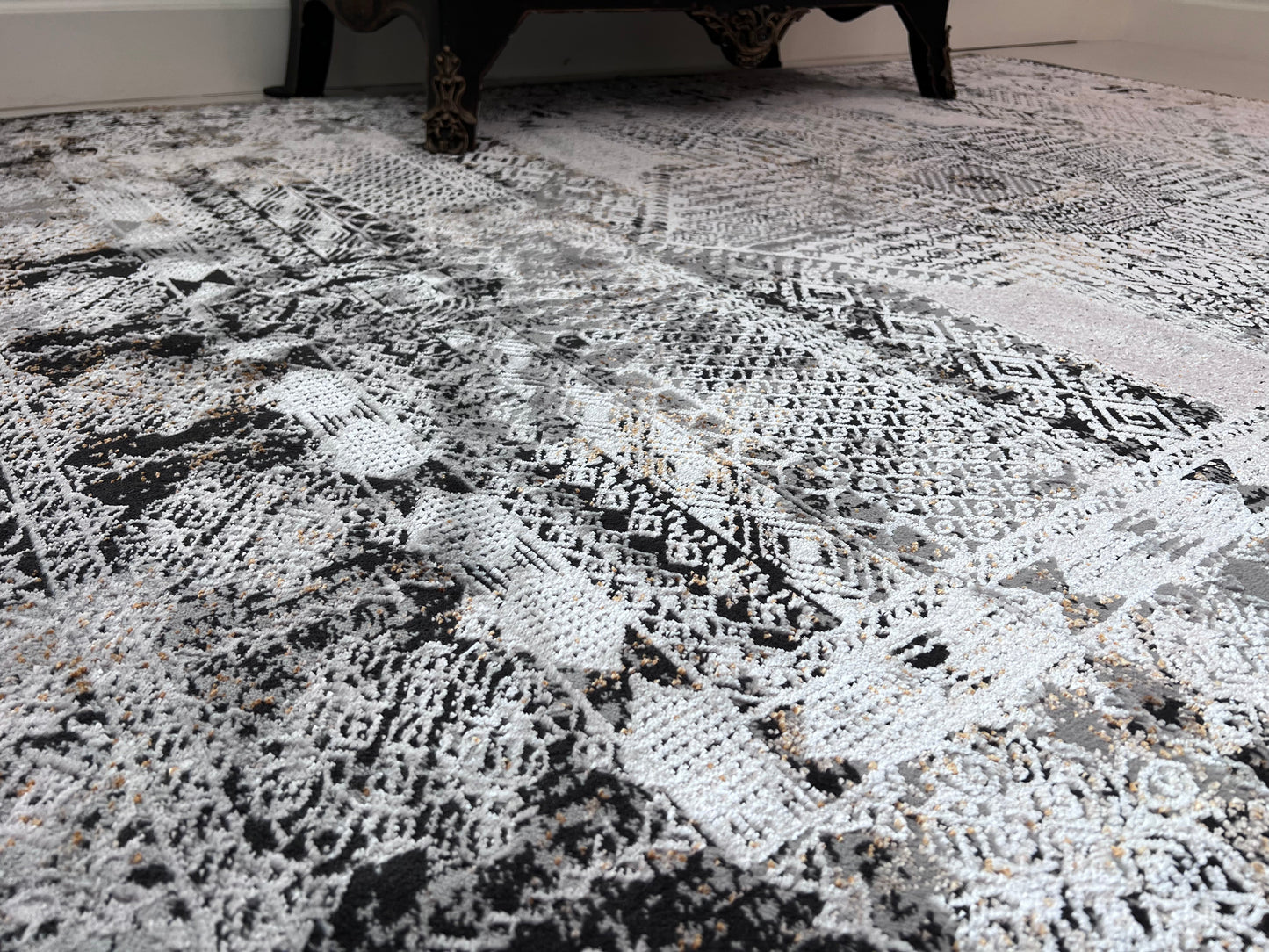 Devo Sacred Temple Area Rug, Platinum & Gray