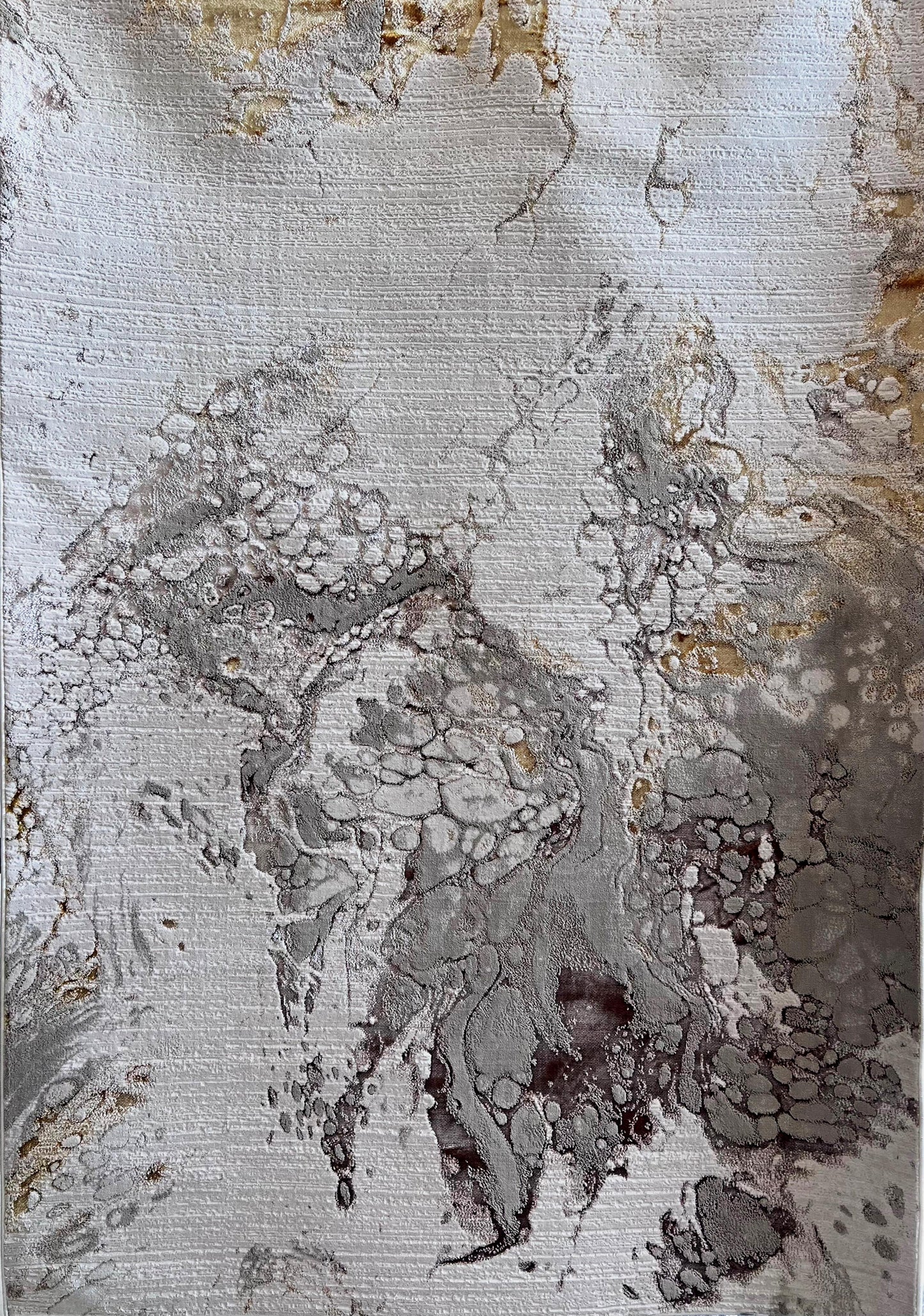 Maximus Iridescence Indoor | Outdoor Area Rug, Gold & Silver