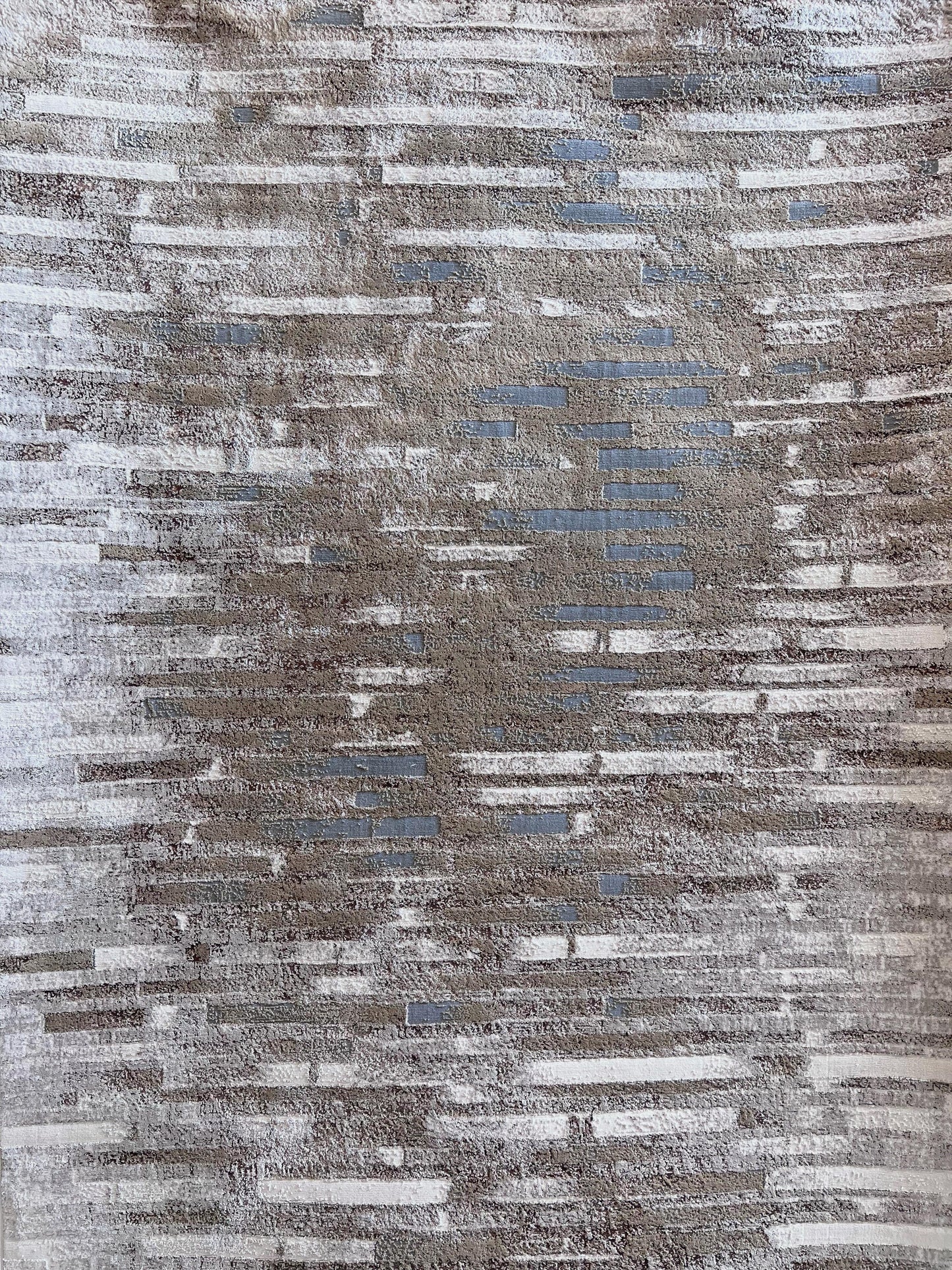 Maximus Shattered Stronghold Indoor | Outdoor Area Rug, Silver & Platinum