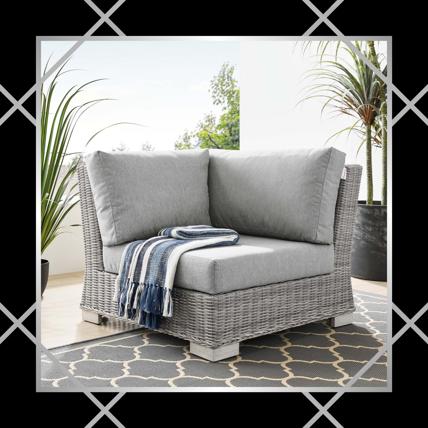 Outdoor Modular Sectional Components:  Choose from versatile pieces like corner units, armless chairs, chaise lounges, and ottomans to design a configuration that suits your patio, deck, or poolside area.