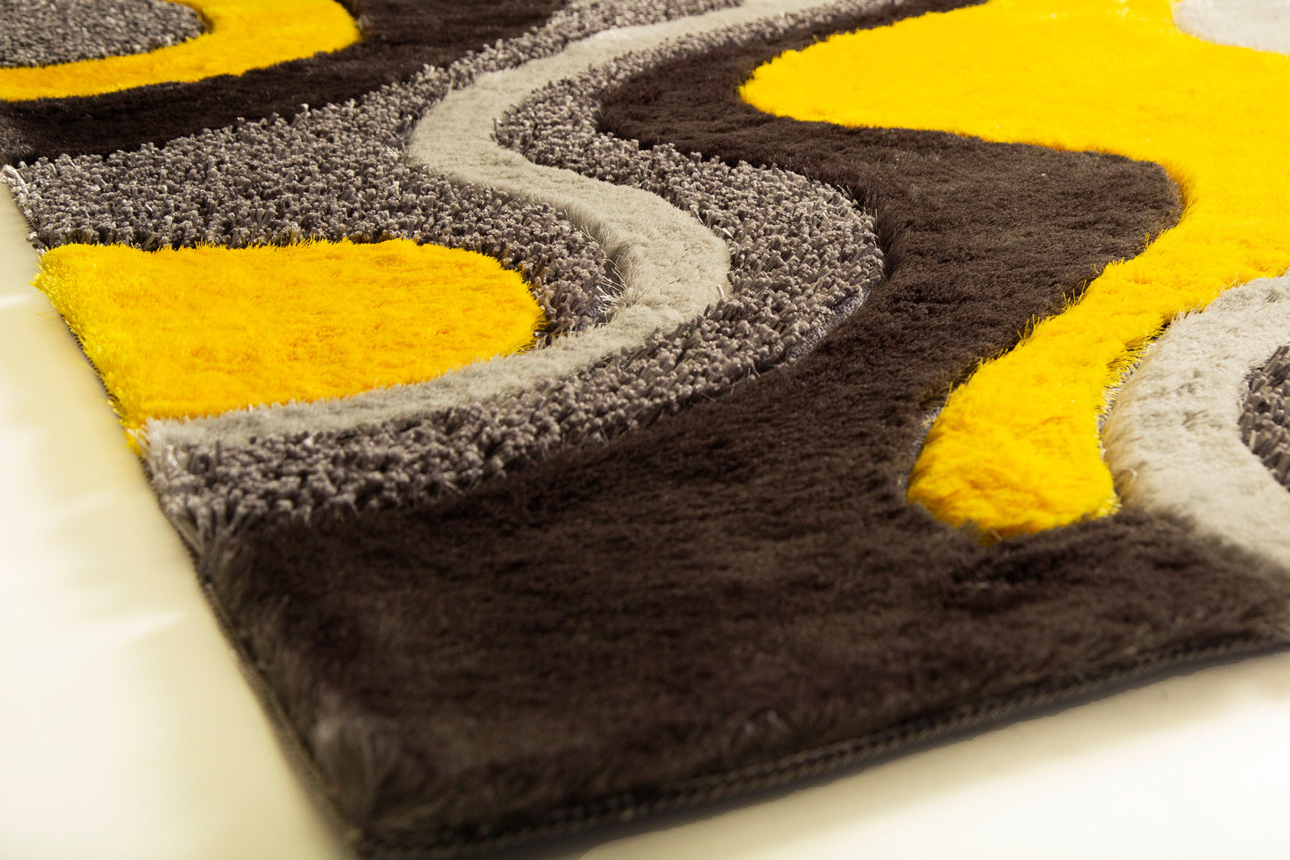 S.V.D. Fluvial Area Rug, Assorted Multicolor