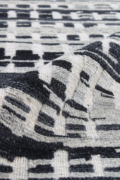 Finite Mosaics, Temporal Rift Area Rug, Ivory & Black