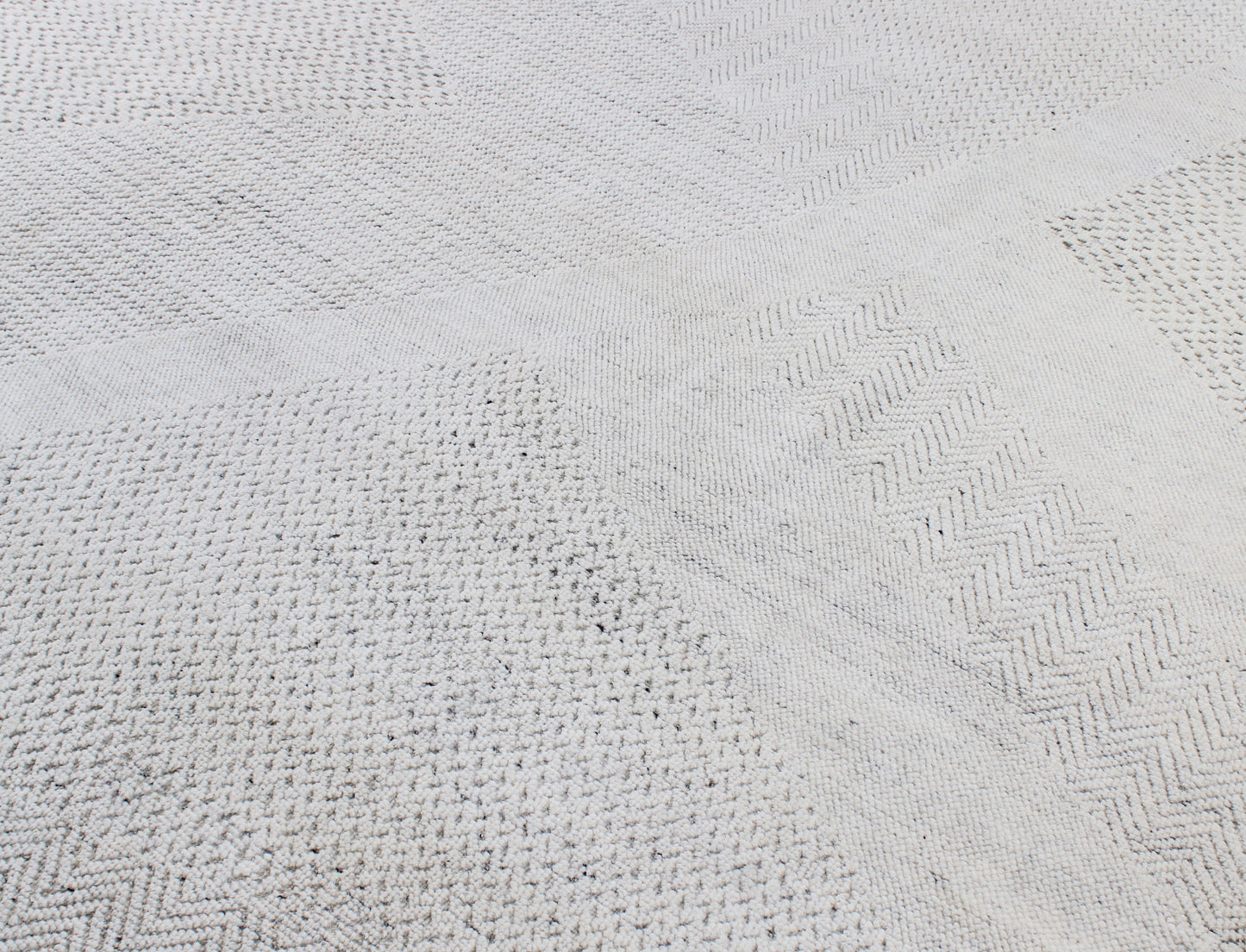 Finite Mosaics, Temporal Web Area Rug, Ivory