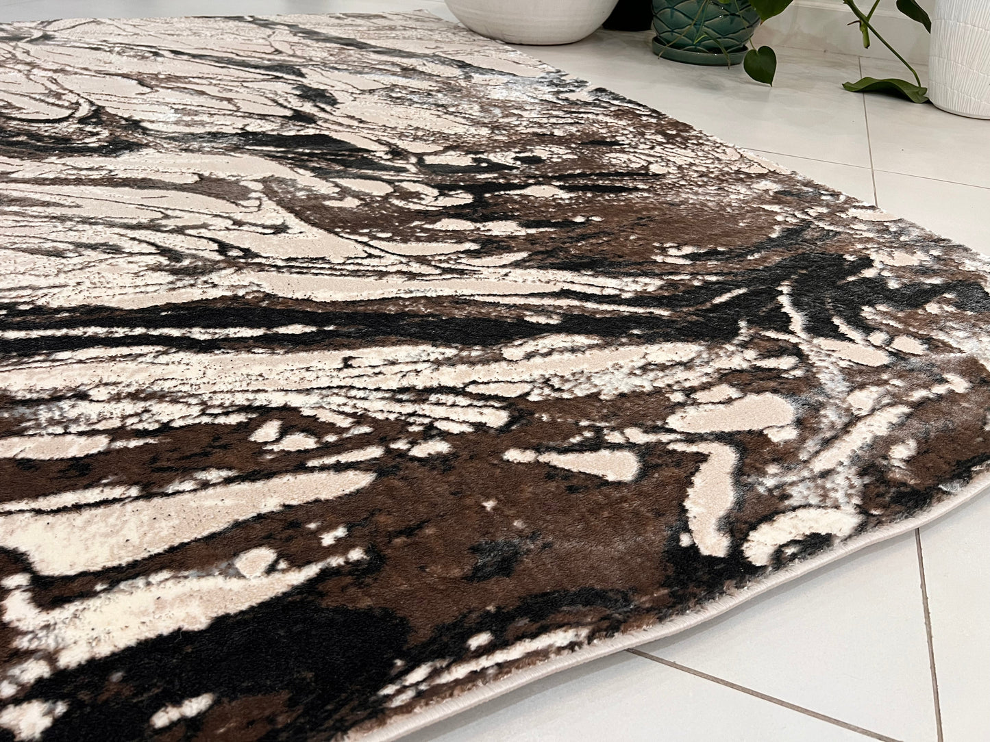 Biv Overflow Indoor | Outdoor Area Rug, Beige & Silver