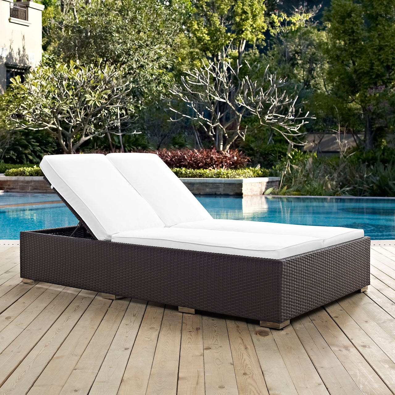 Conversation Double Alfresco Chaise, Espresso & White