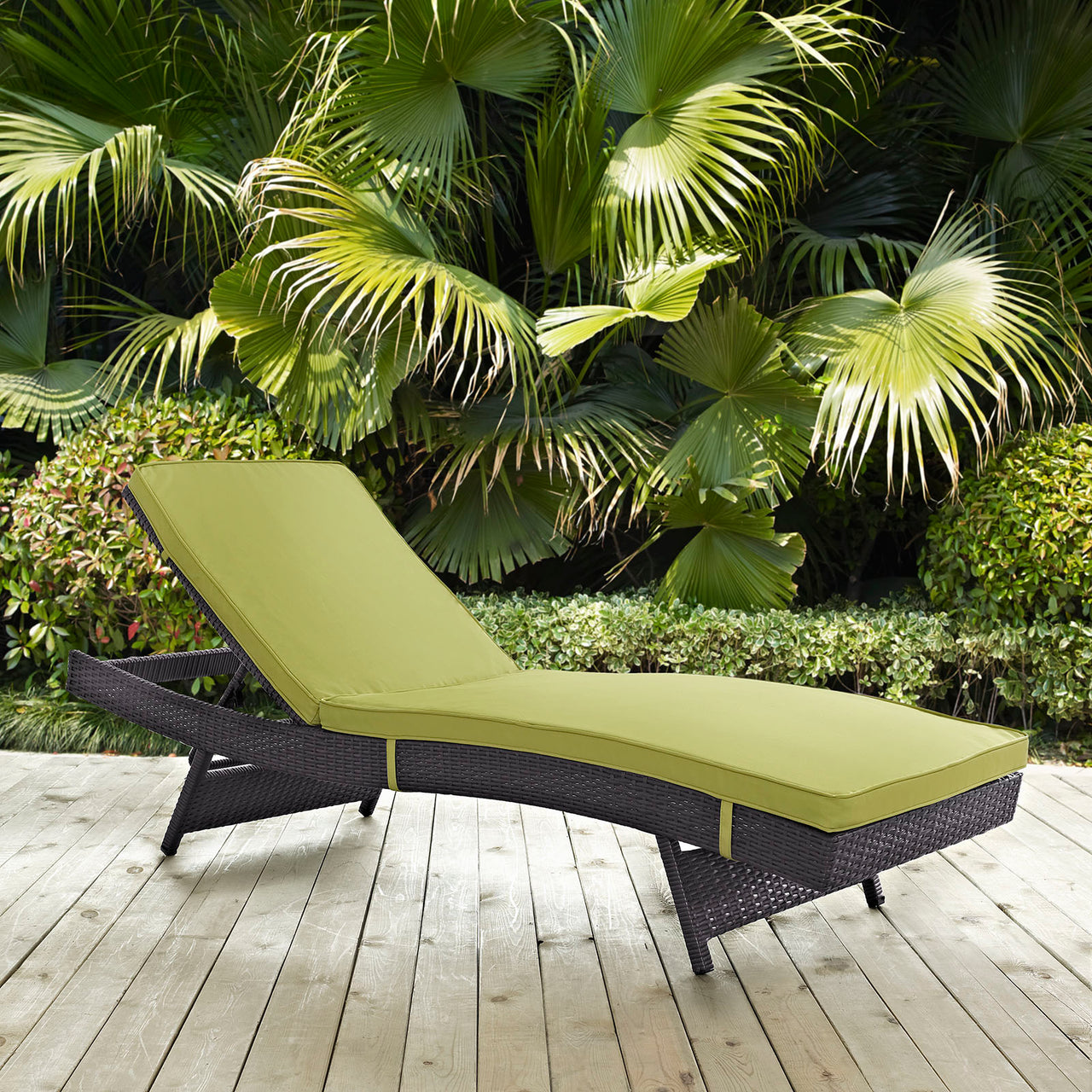 Conversation Alfresco Chaise, Espresso & Peridot