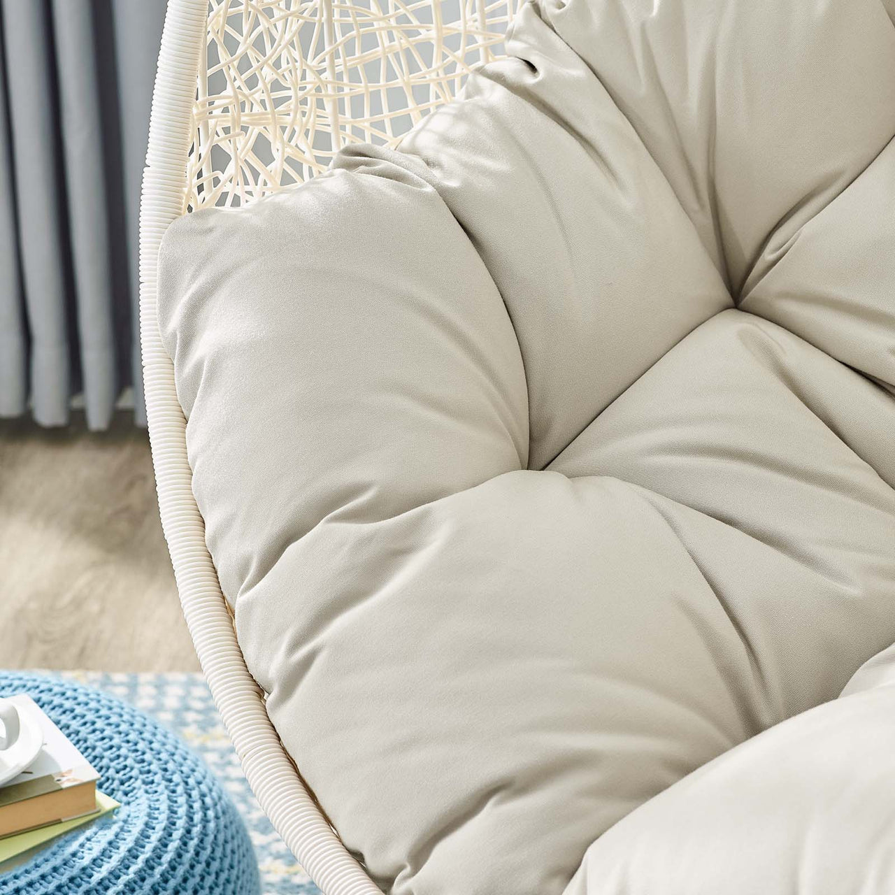 Shell Alfresco Swing Chair w/ Stand, White & Beige