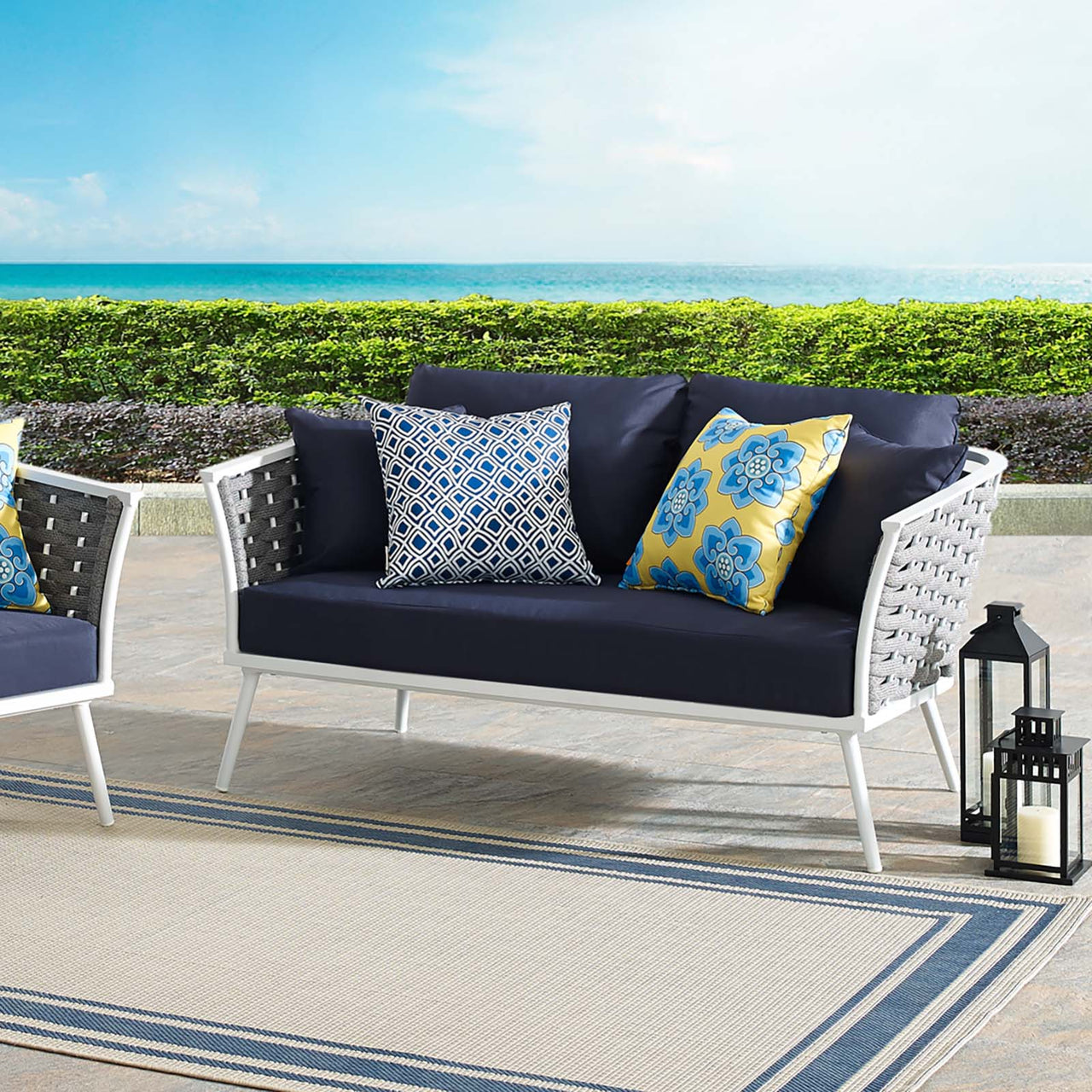 Stellan Alfresco Loveseat, White & Navy
