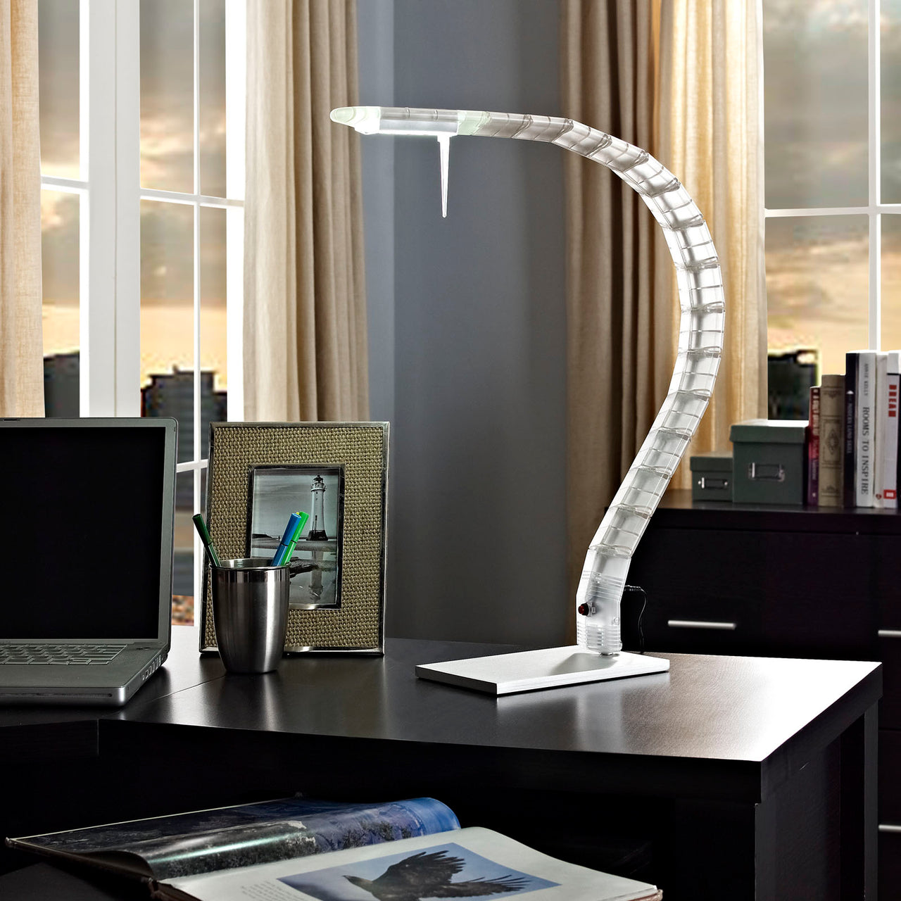 Cephalopoda Table Lamp, White