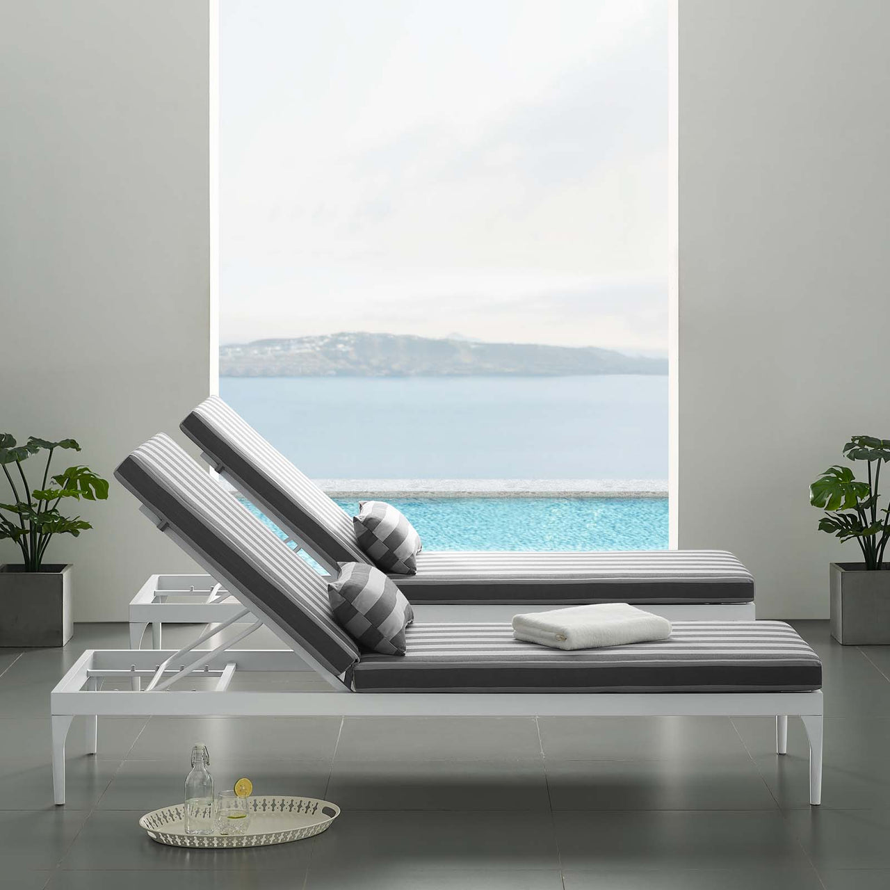 Viewpoint Sunlounger Chair, Striped Gray