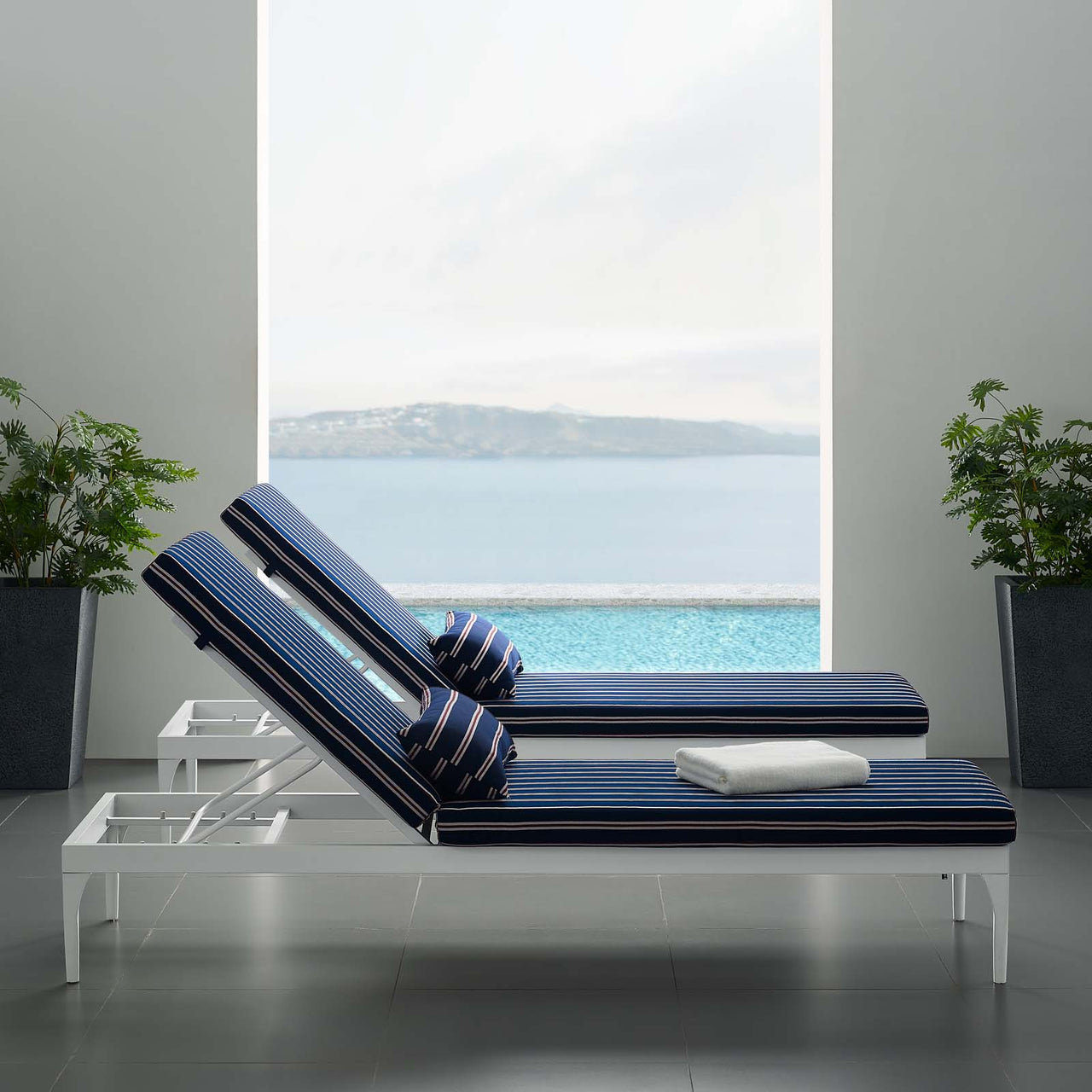 Viewpoint Sunlounger Chair, Striped Navy