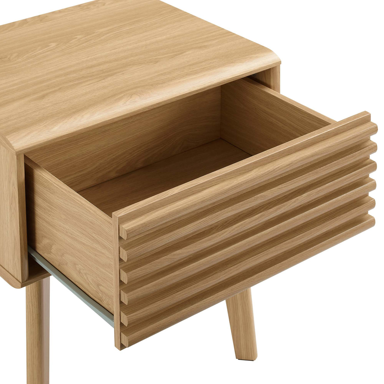 Ventra End Table, Oak