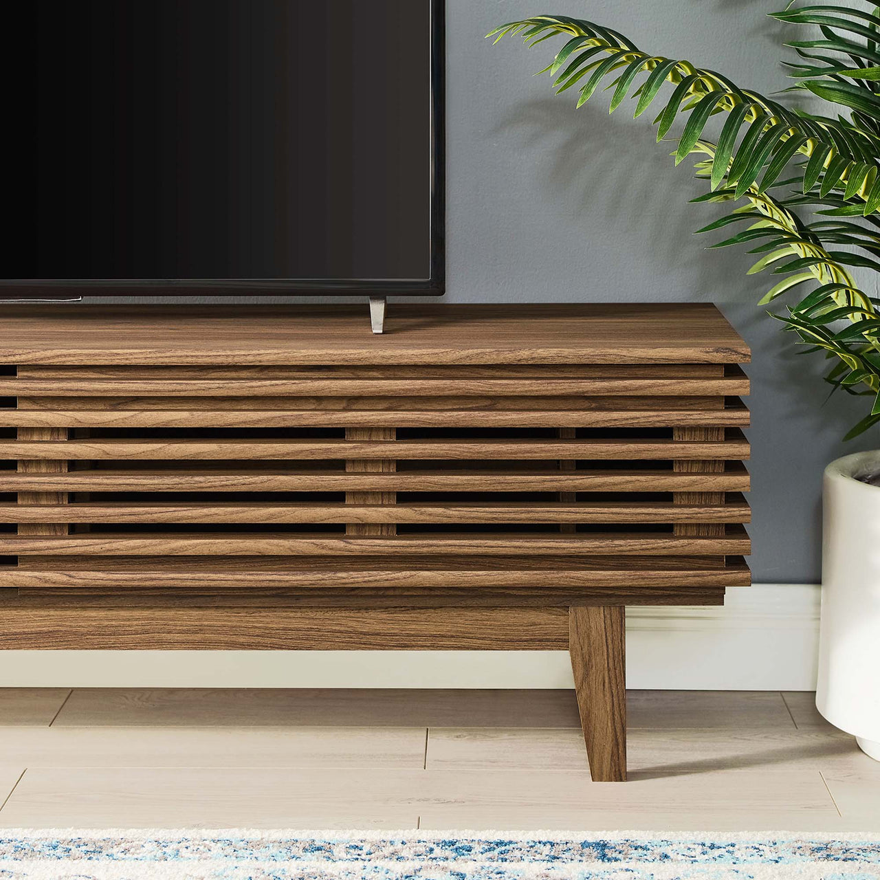 Ventra TV Stand, Medium, Walnut