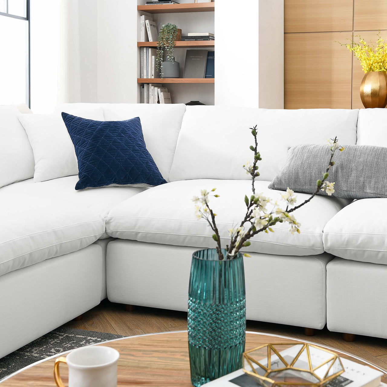 Angelic 8-Piece Cloudblend U-Shaped Sectional, Pure White