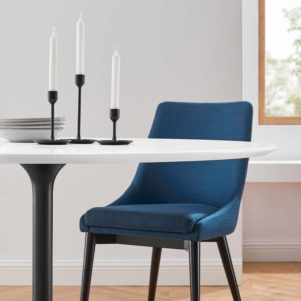 Ensemble Round Dining Table, Extra Large, Black & White