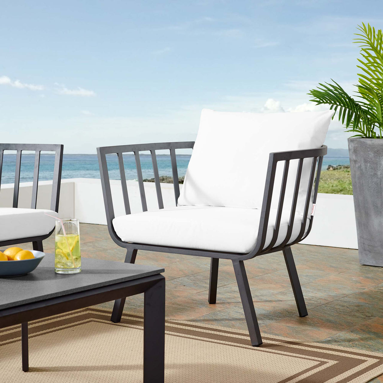 Ocevara Alfresco Armchair, Gray & White