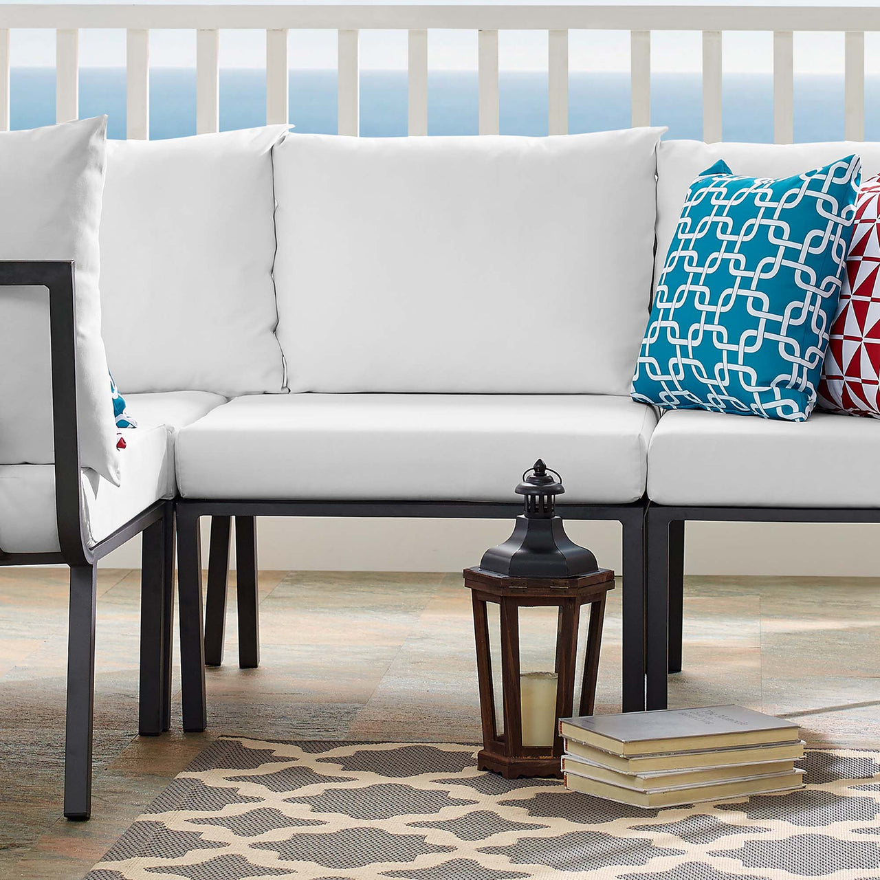 Ocevara Alfresco Armless Chair | Outdoor Modular Sectional Component, Gray & White