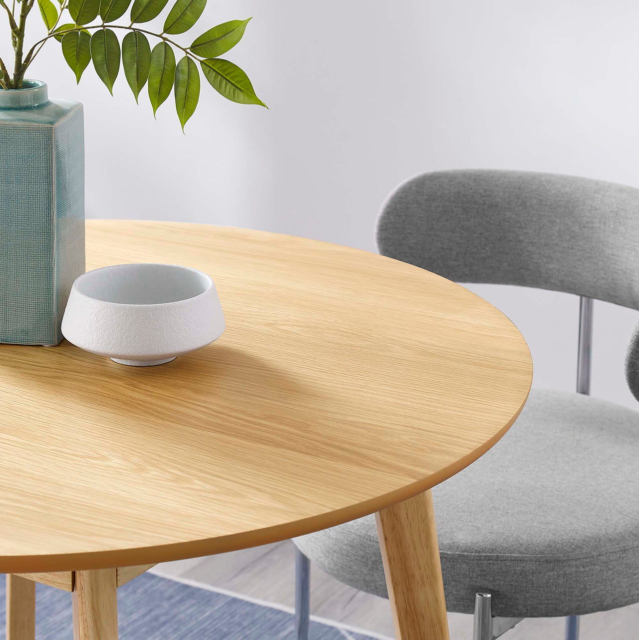 Seance Round Dining Table, Small, Oak