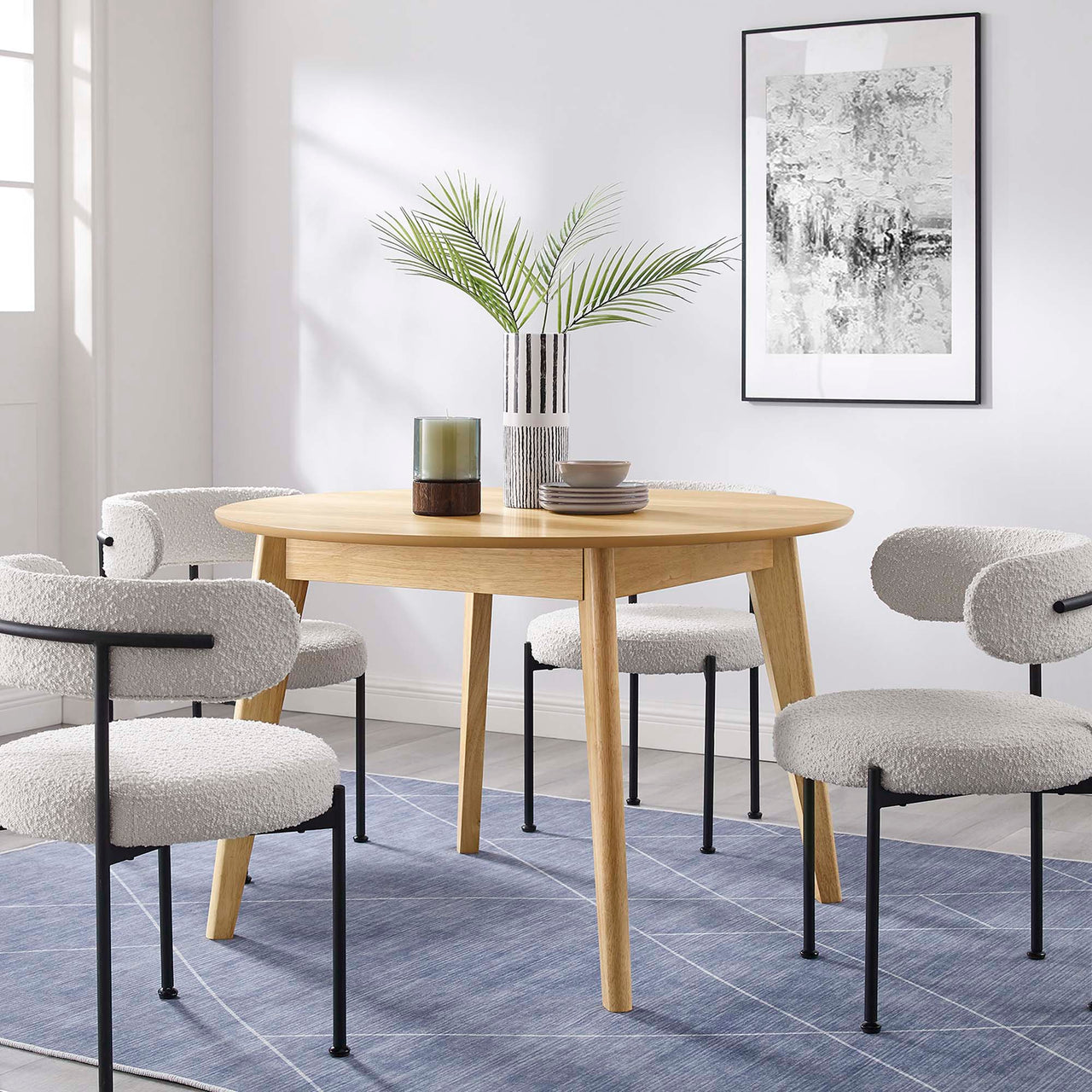 Seance Round Dining Table, Medium, Oak