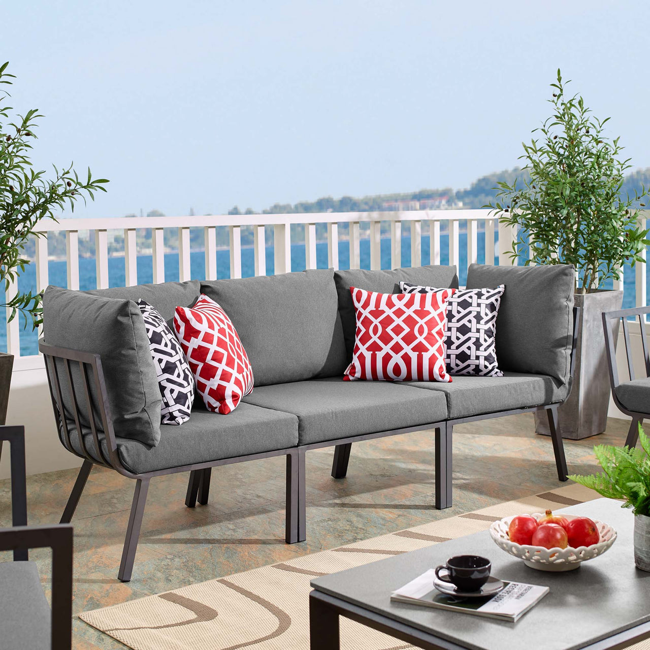 Ocevara 3-Piece Alfresco Sofa Sectional, Gray & Charcoal