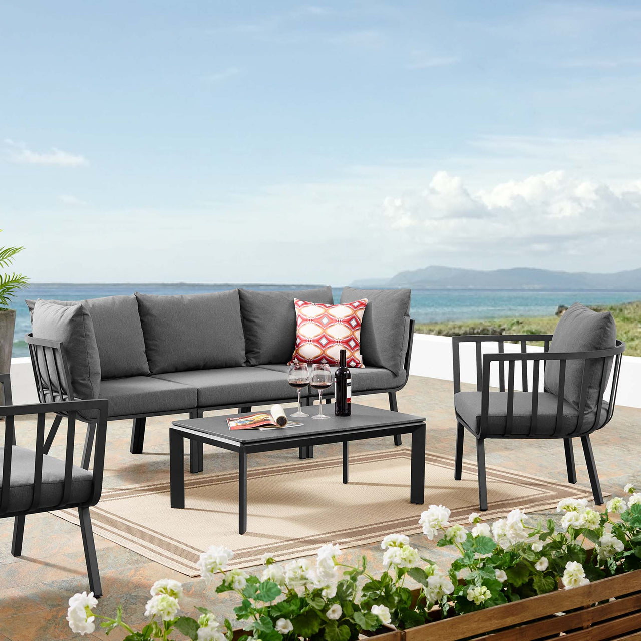 Ocevara 5-Piece Alfresco Lounge Set C , Gray & Charcoal