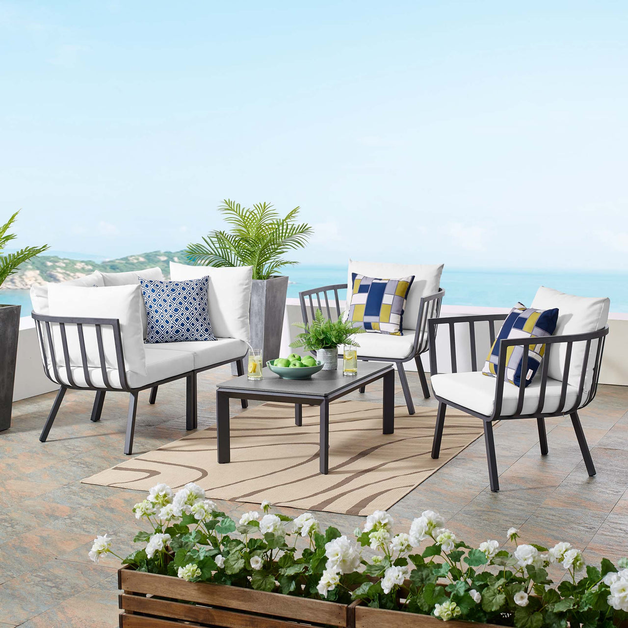 Ocevara 5-Piece Alfresco Lounge Set D , Gray & White