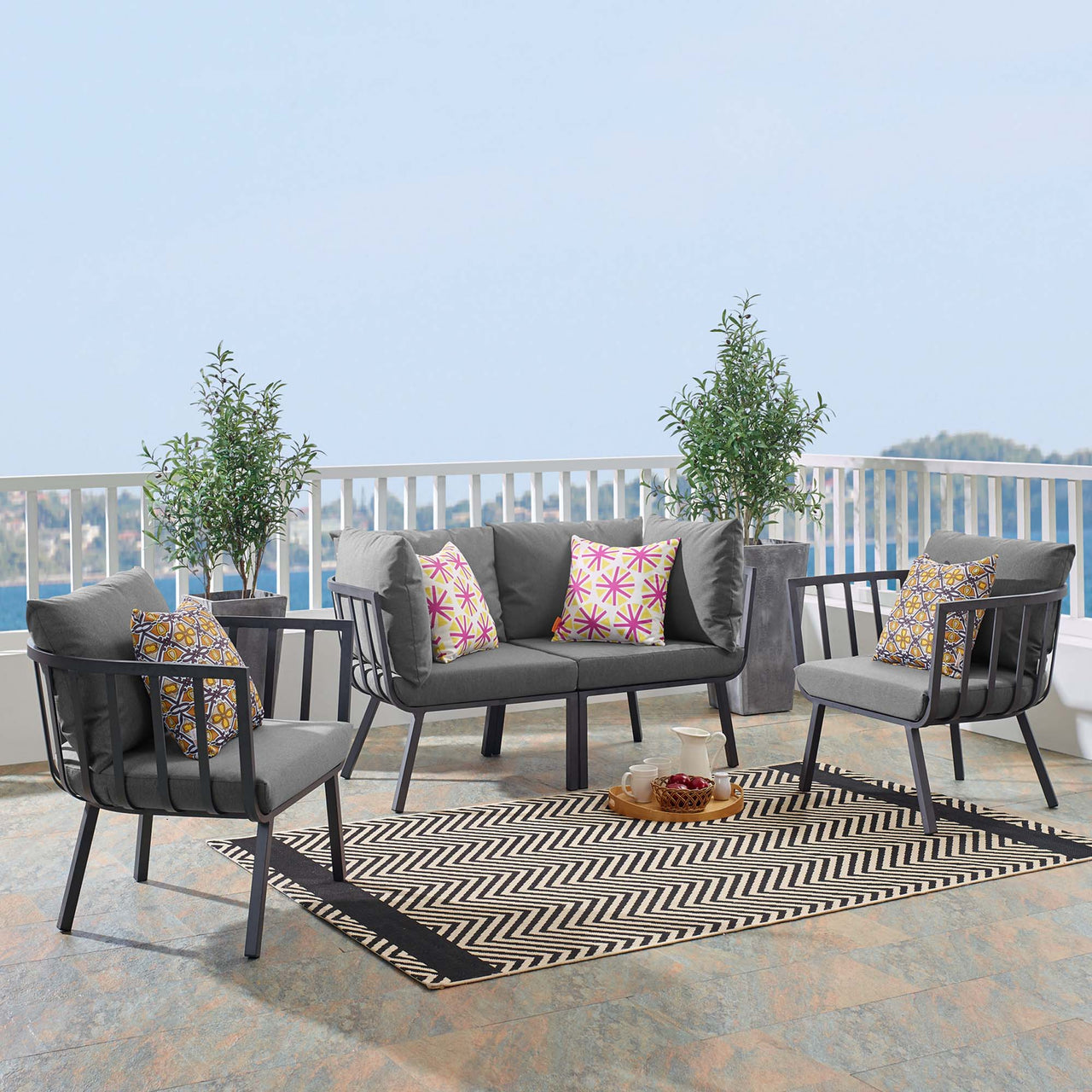Ocevara 4-Piece Alfresco Lounge Set B, Gray & Charcoal