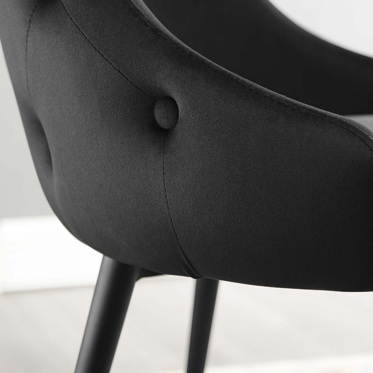 Avira Velvet Dining Chair, Black