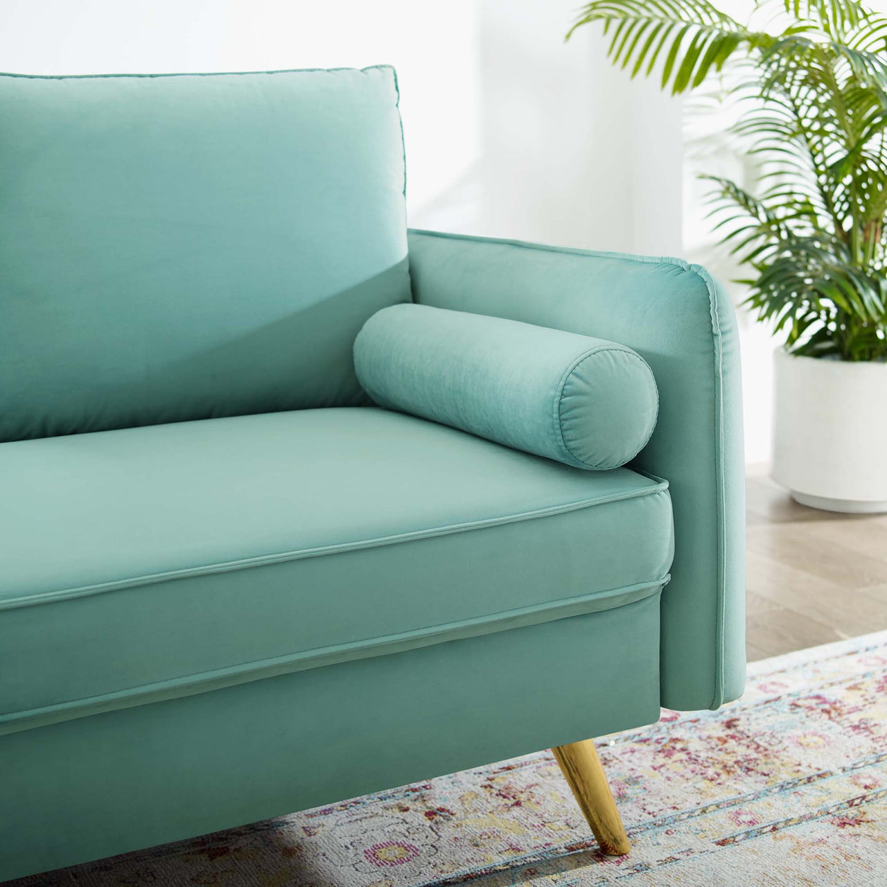 Marindi Plush Velvet Loveseat, Mint