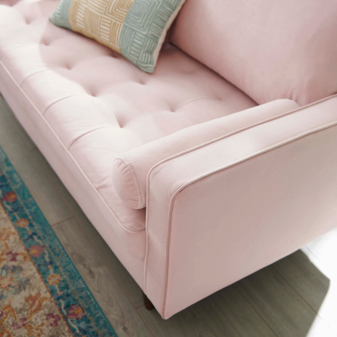 Bravien Upholstered Velvet Loveseat, Pink