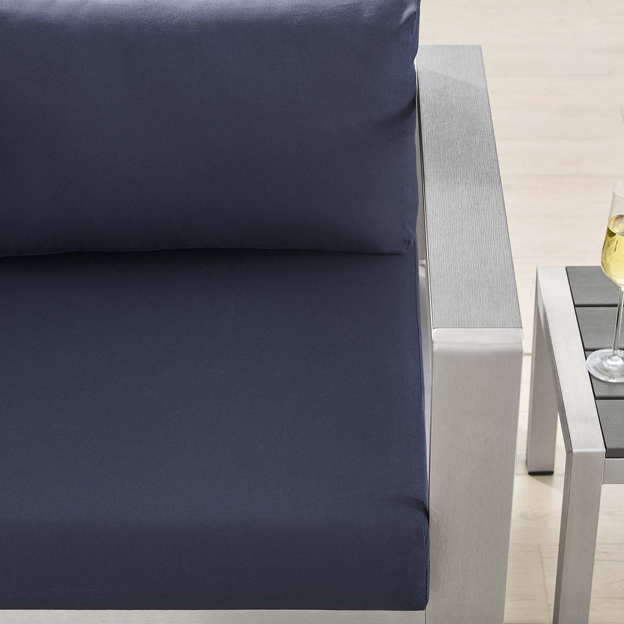 Shorea Sunbrella® Fabric Aluminum Alfresco Right-Arm Loveseat | Outdoor Modular Sectional Component, Silver & Navy
