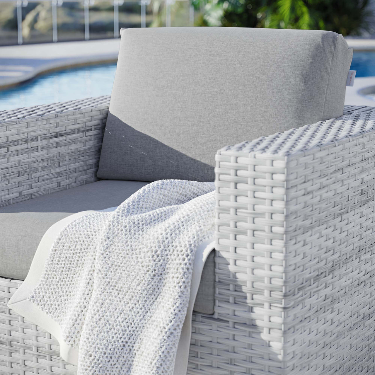 Conversation Alfresco Armchair, Light Gray & Gray