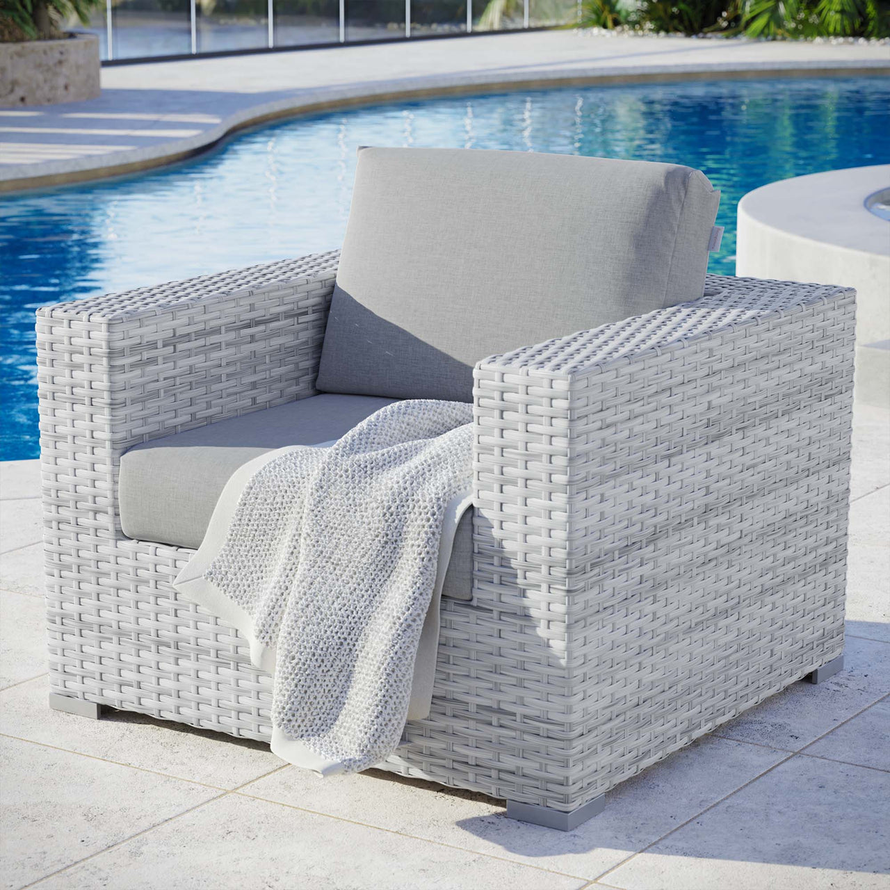 Conversation Alfresco Armchair, Light Gray & Gray
