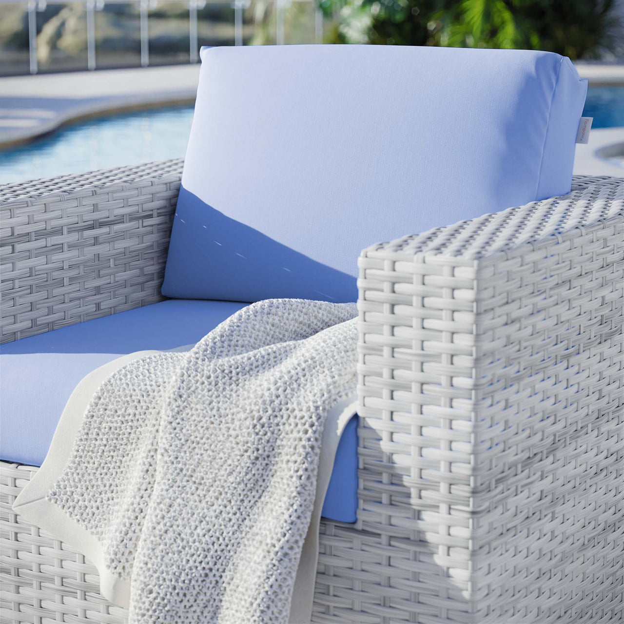 Conversation Alfresco Armchair, Light Gray & Light Blue