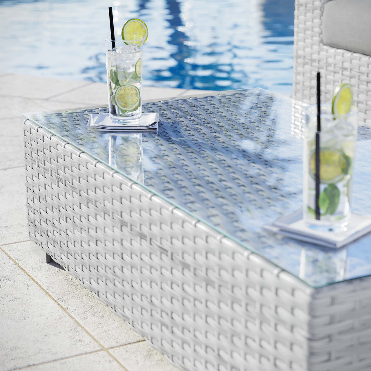 Conversation Alfresco Coffee Table, Light Gray