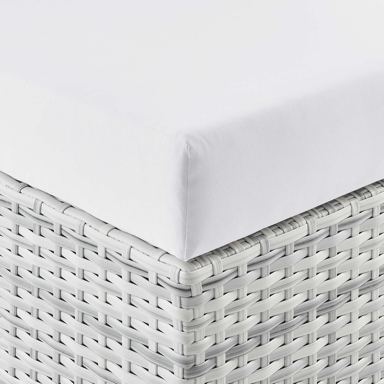 Conversation Alfresco Right Chaise | Outdoor Modular Sectional Component, Light Gray & White