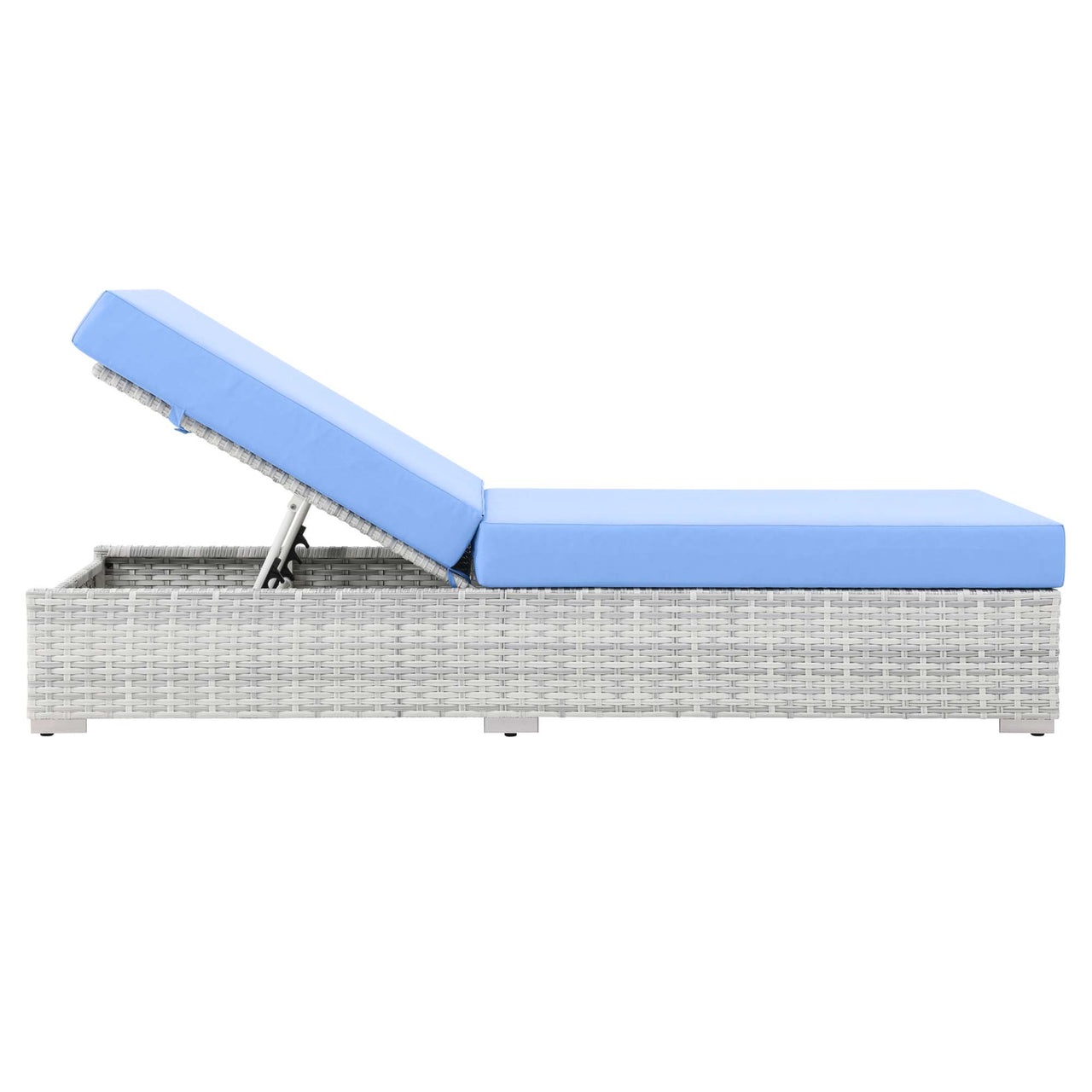 Conversation Alfresco Chaise, Light Gray & Light Blue