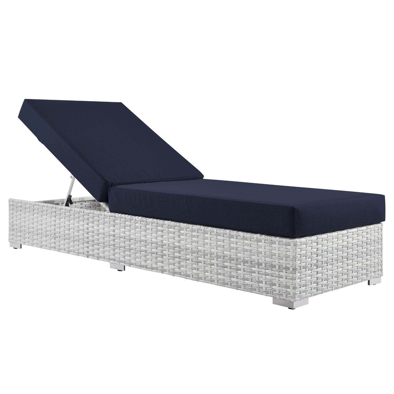 Conversation Alfresco Chaise, Light Gray & Navy