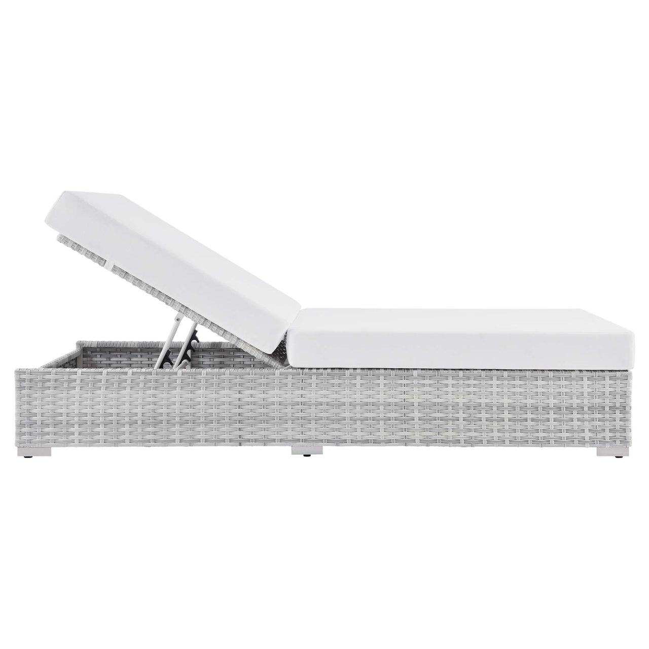 Conversation Alfresco Chaise, Light Gray & White