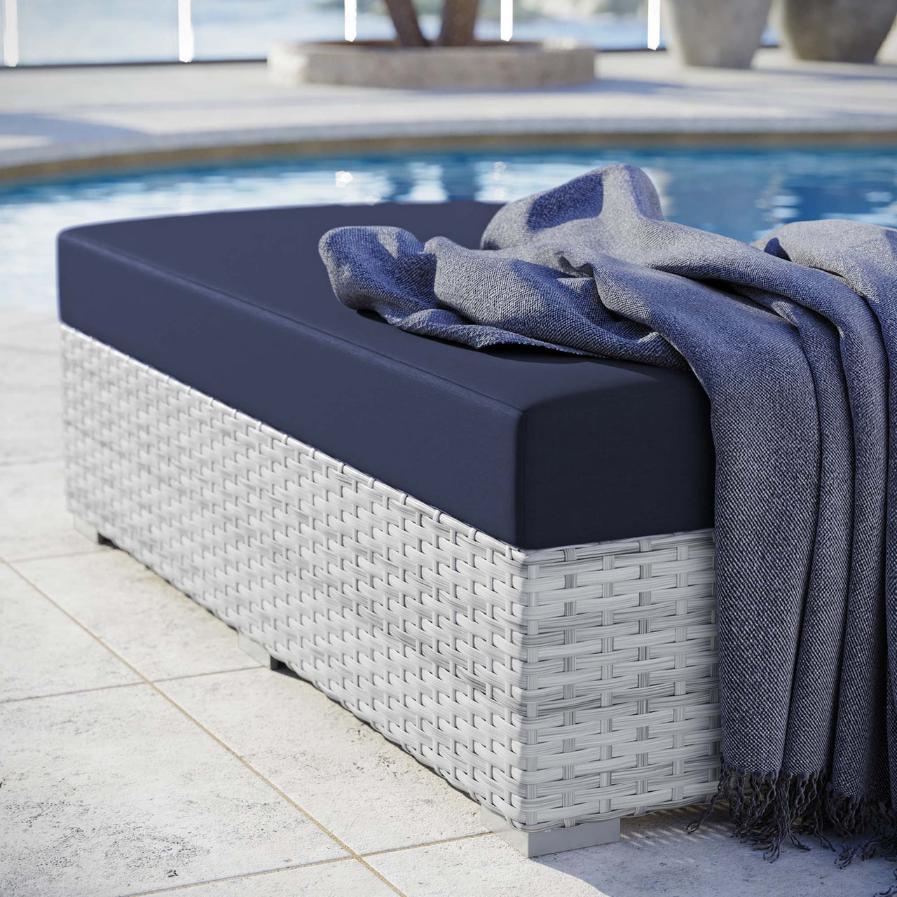 Conversation Alfresco Rectangular Ottoman, Light Gray & Navy